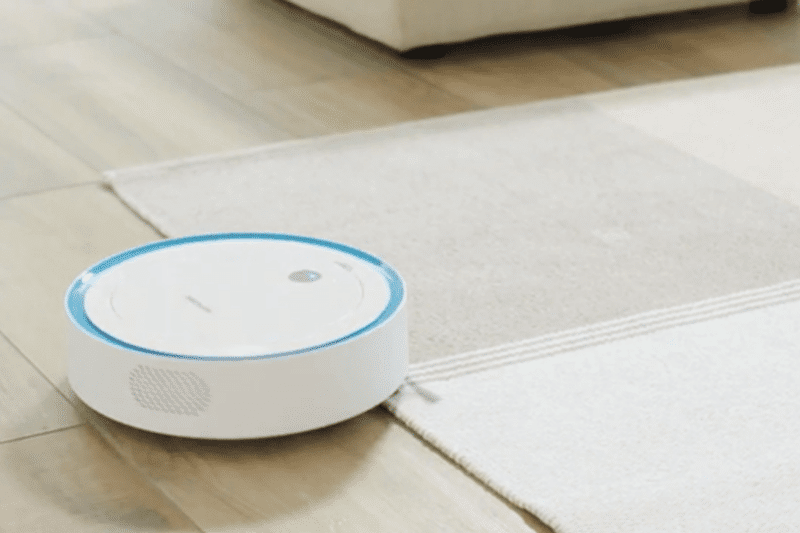 Medion md 18861 fährt auf einen niedrigen Teppich